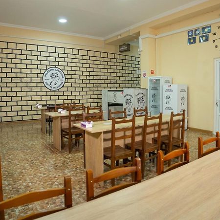 Hostel Mandaria Kutaisi Exterior photo