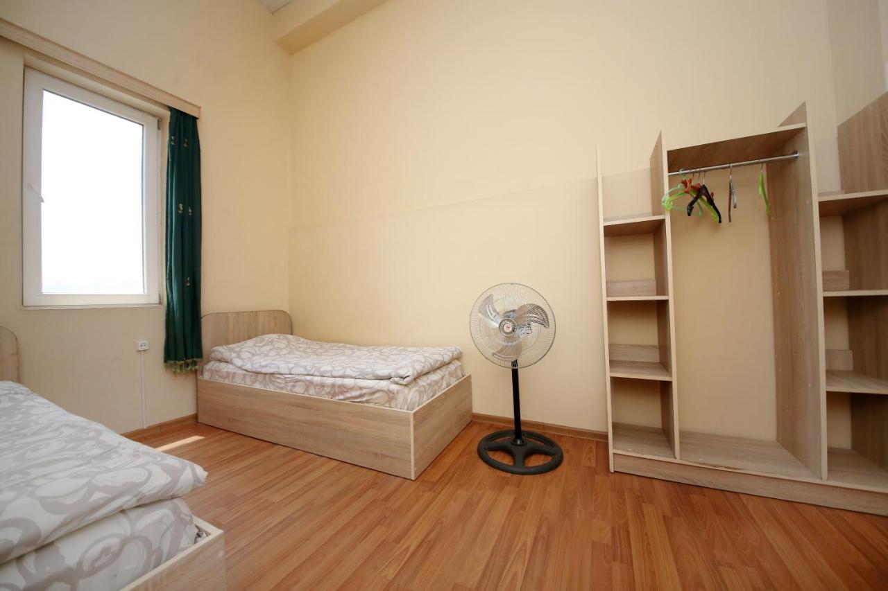 Hostel Mandaria Kutaisi Exterior photo