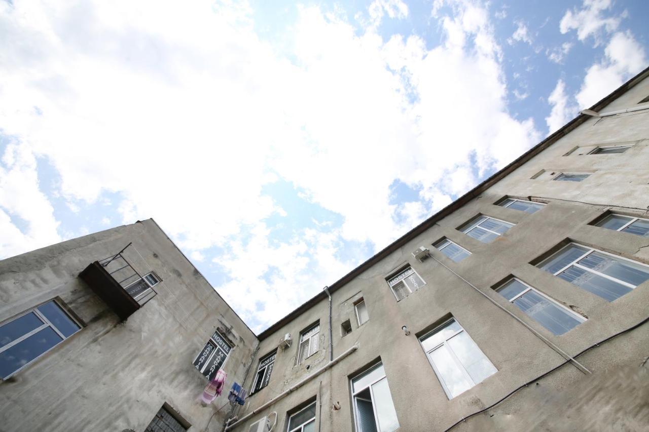 Hostel Mandaria Kutaisi Exterior photo
