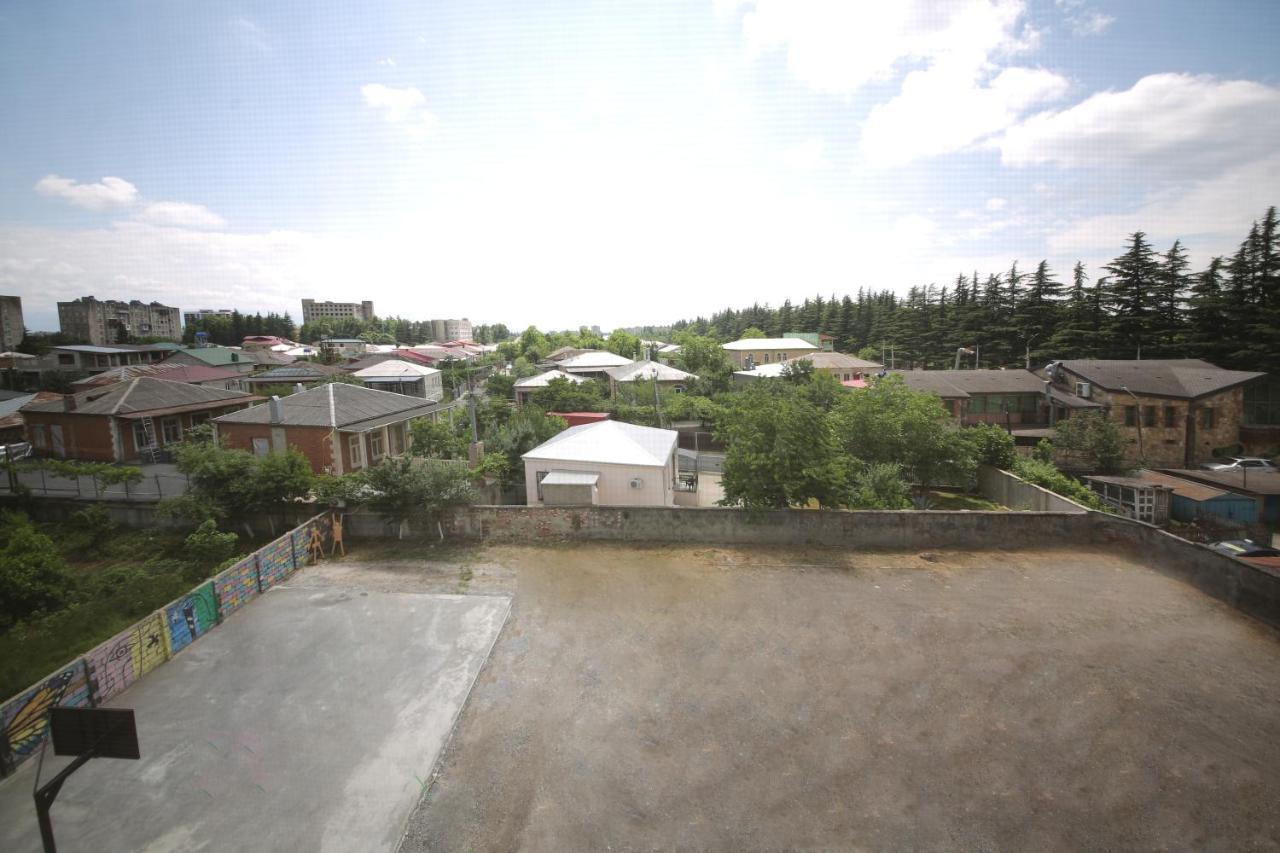 Hostel Mandaria Kutaisi Exterior photo