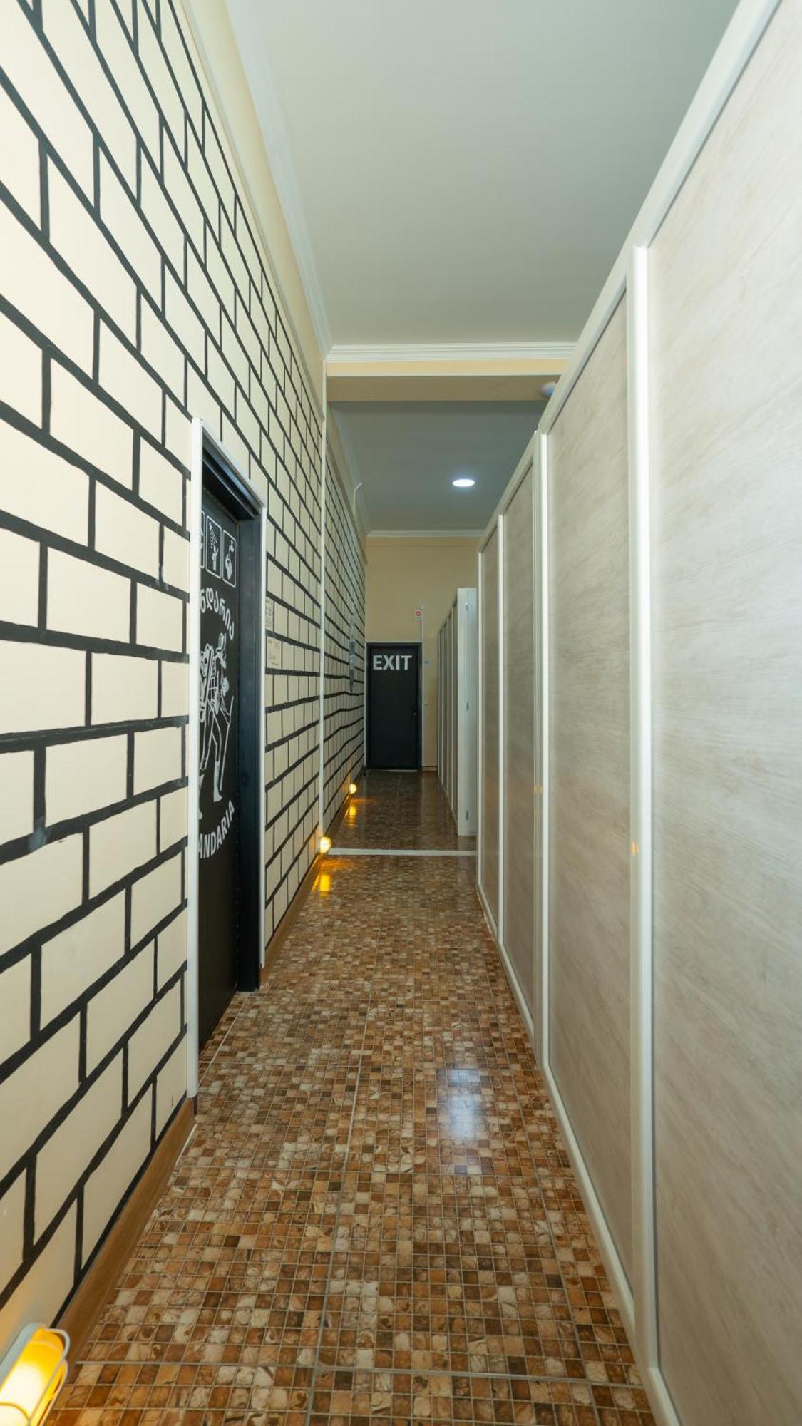 Hostel Mandaria Kutaisi Exterior photo