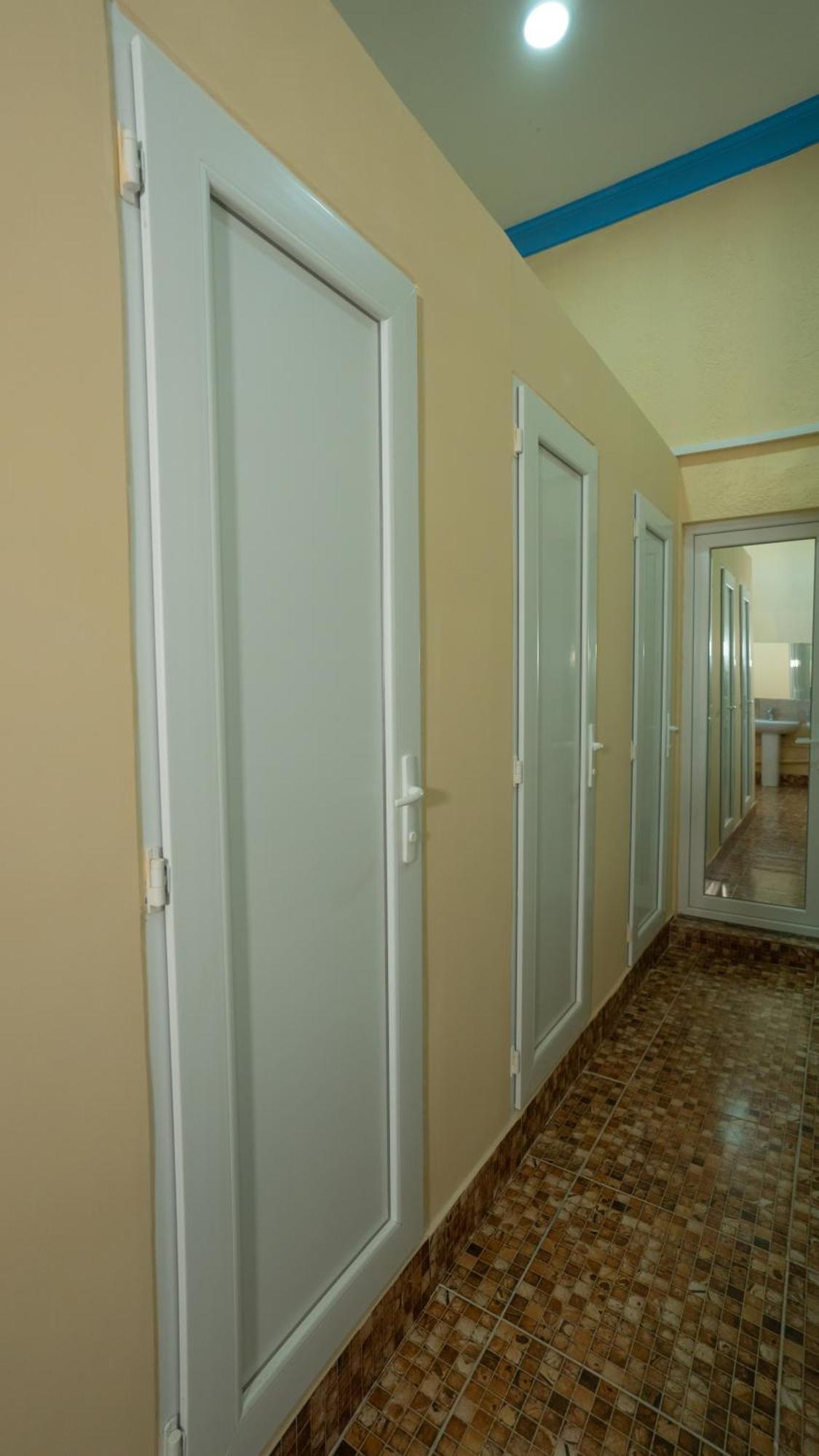 Hostel Mandaria Kutaisi Exterior photo