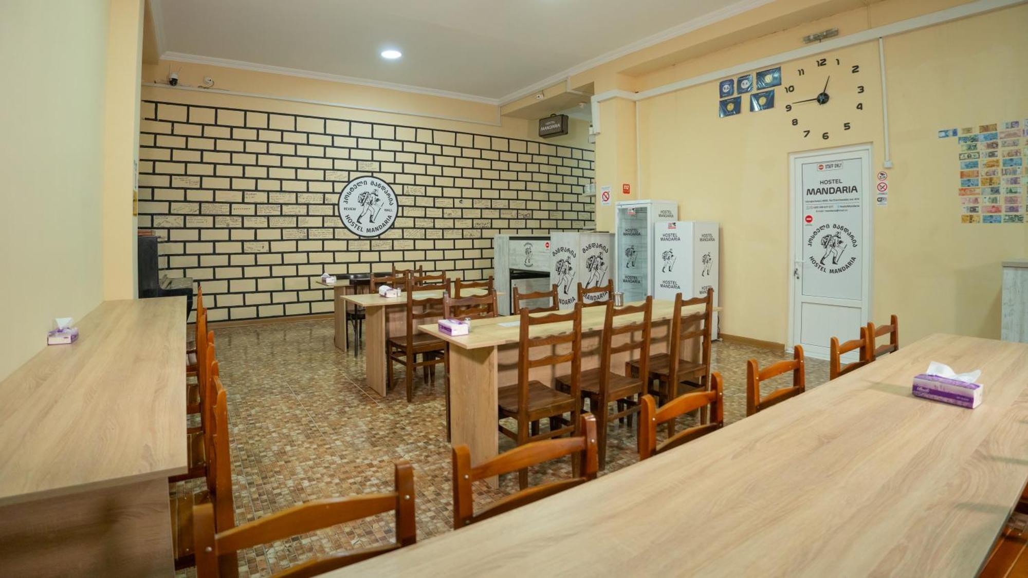 Hostel Mandaria Kutaisi Exterior photo
